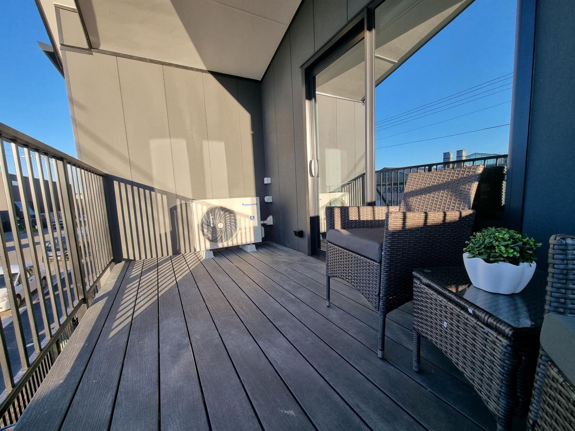 Brand New Central Studio On Wilmer Christchurch Eksteriør billede