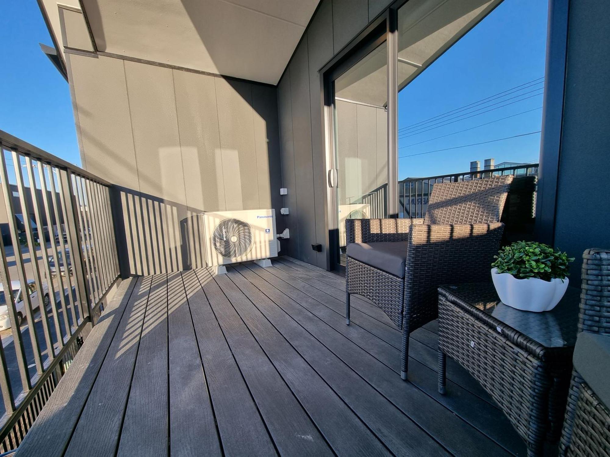 Brand New Central Studio On Wilmer Christchurch Eksteriør billede
